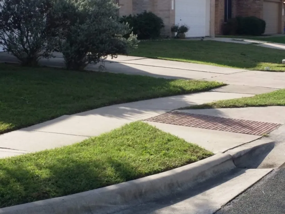 Professional residential landscaping in Del Valle, TX by BST Lawn Service