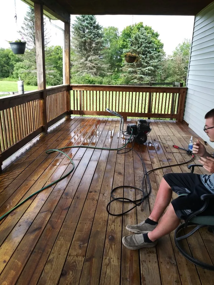 Top-rated landscape installation for homes across Hollsopple, PA - B&T Apryle