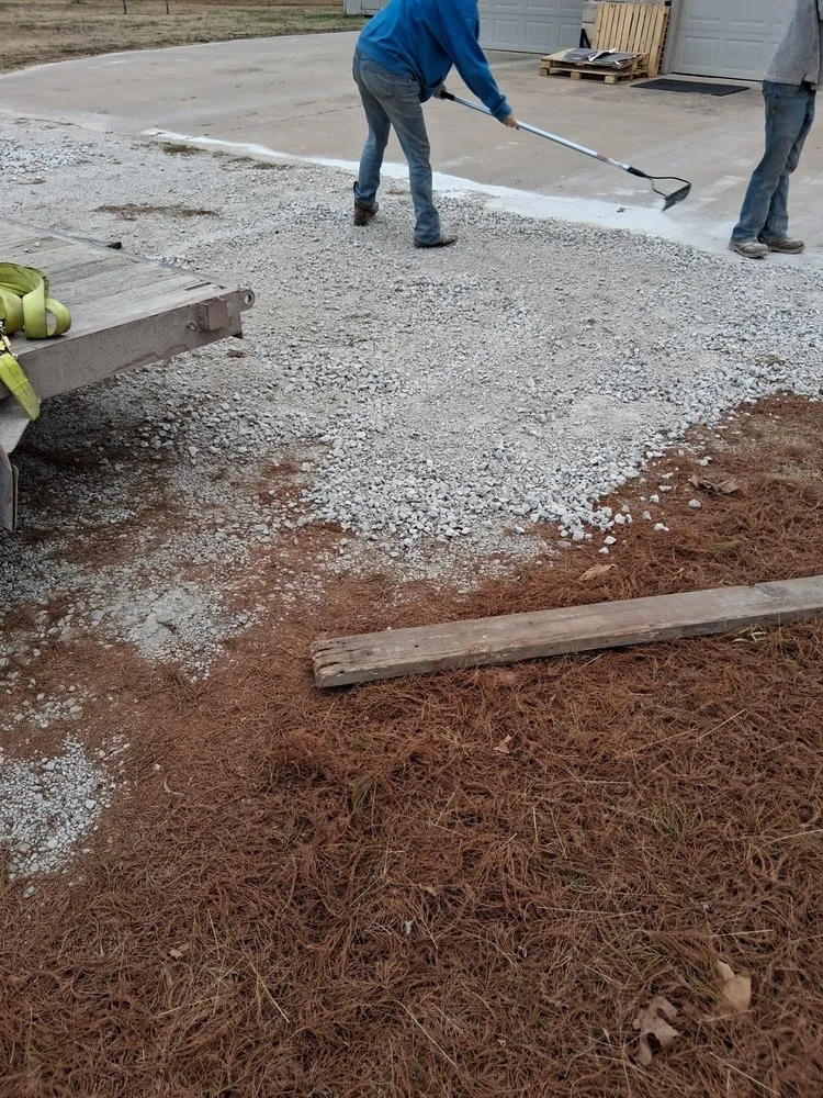 Reliable yard maintenance experts serving Nowata, OK - B&T Gravel