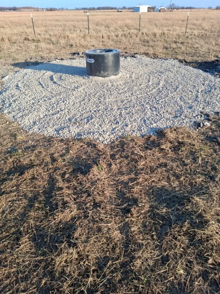 Custom yard cleanup service near you in Nowata, OK by B&T Gravel