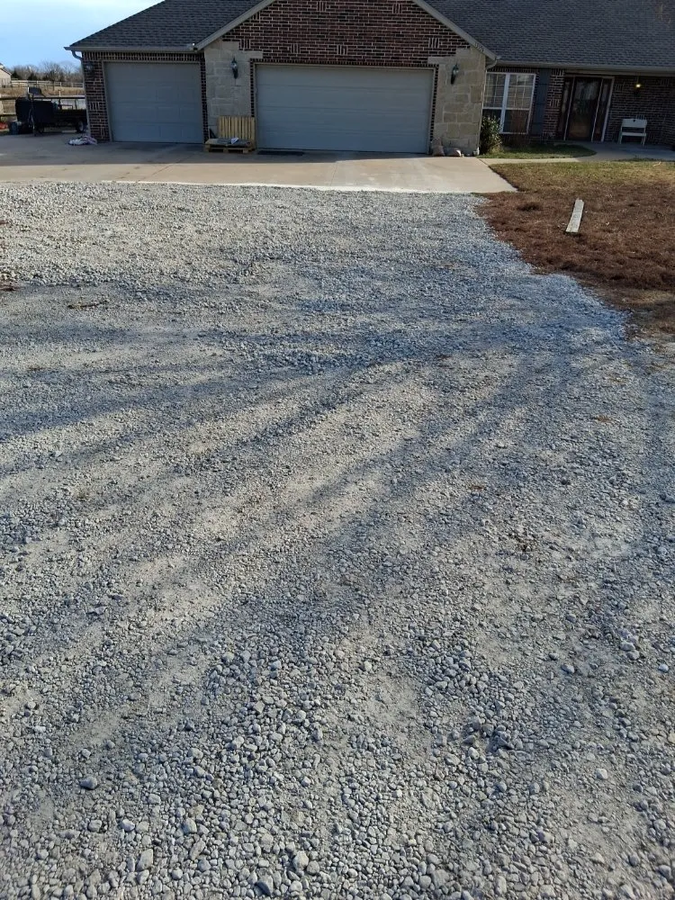 Reliable landscape installation in Nowata, OK by B&T Gravel
