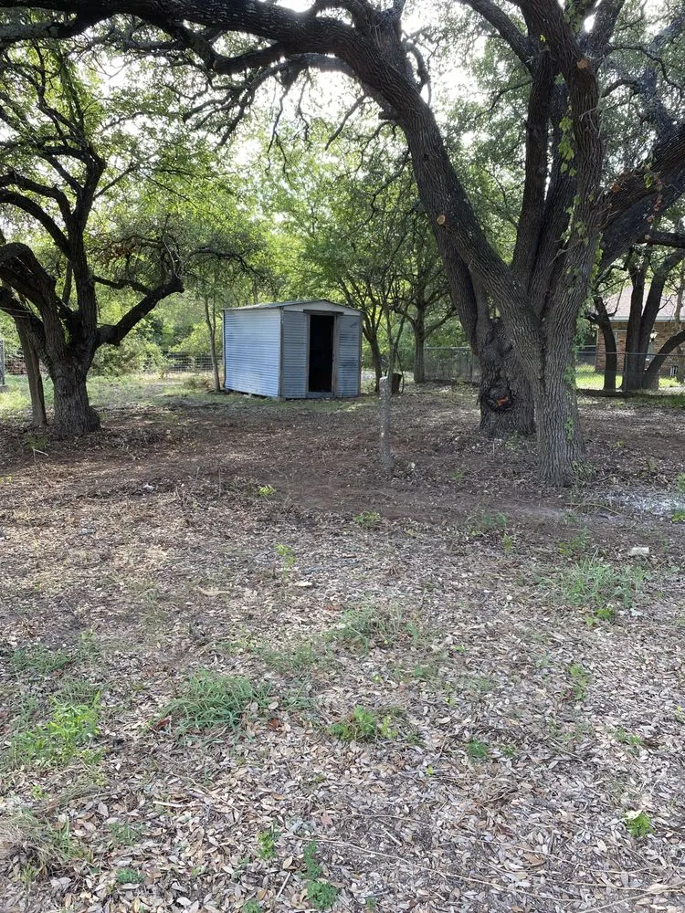 Expert garden landscaping in Waco, TX by B&T Hydroseeding