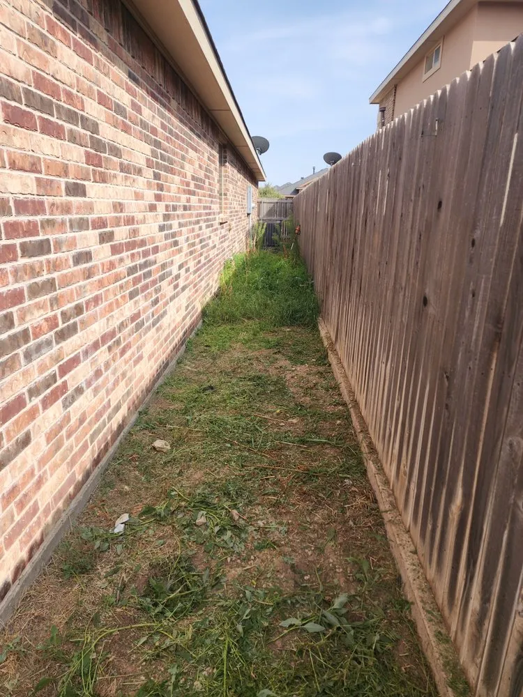 Reliable yard cleanup service in Odessa, TX - BT4 A Mowing Service