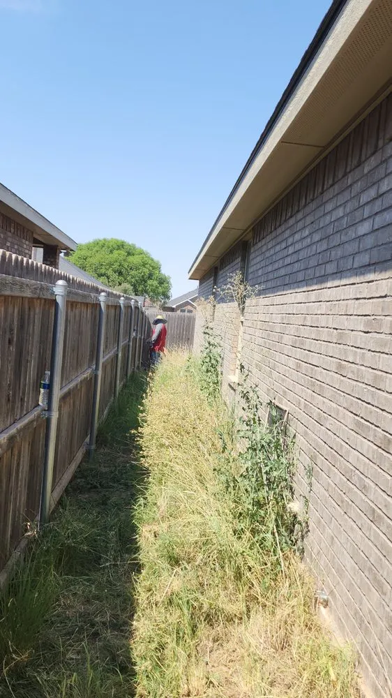 Professional yard cleanup service experts serving Odessa, TX - BT4 A Mowing Service