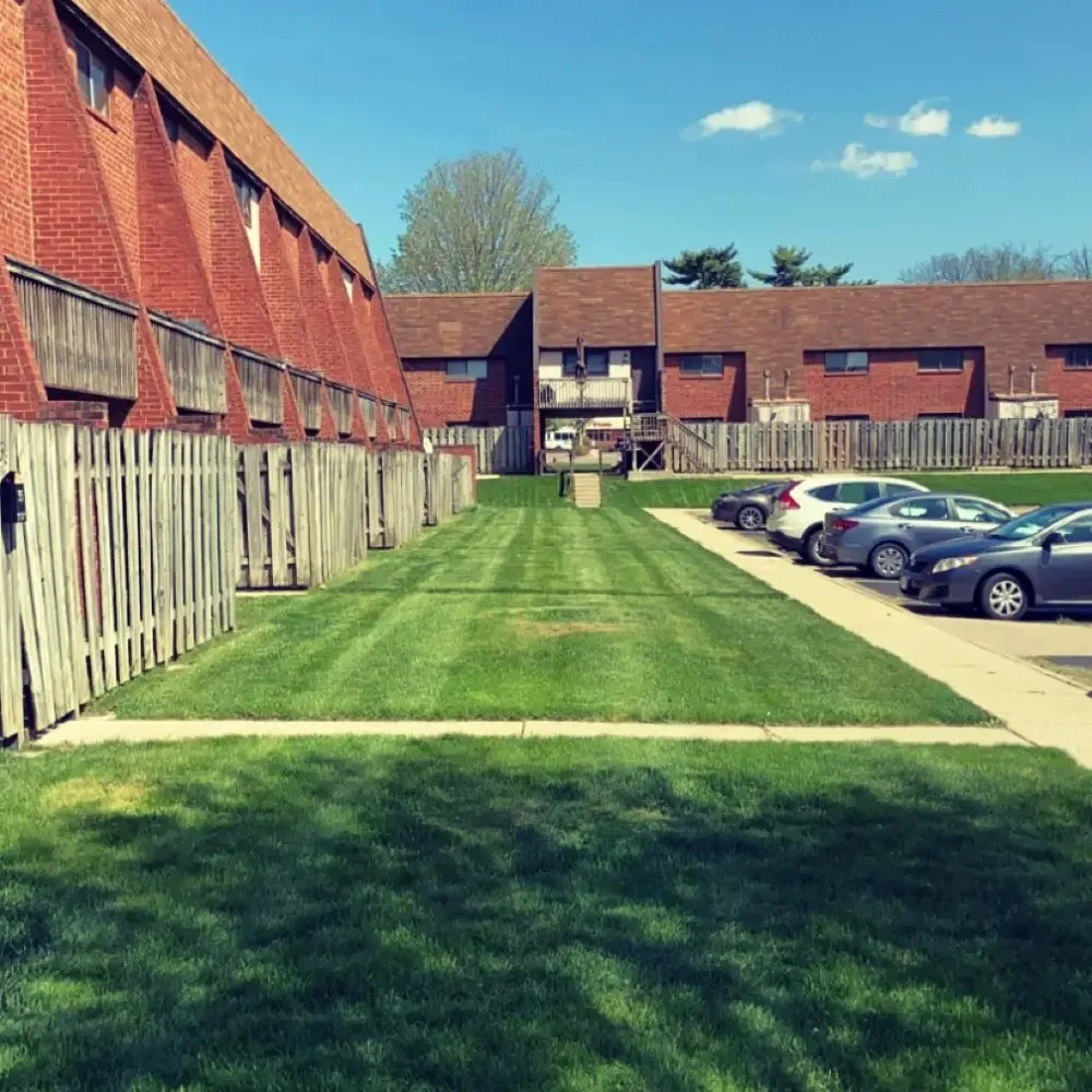 Custom lawn care service for homes across Columbus, OH - BTM Landscaping