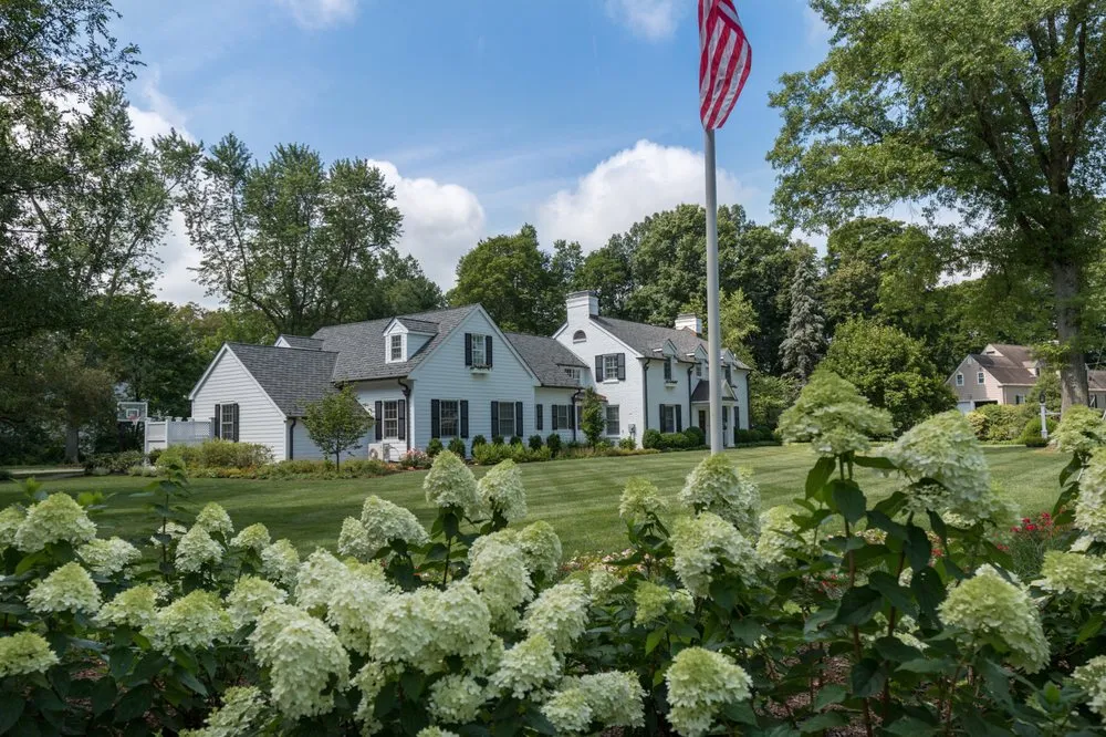 Reliable residential landscaping in Randolph, NJ by BTS Landscaping