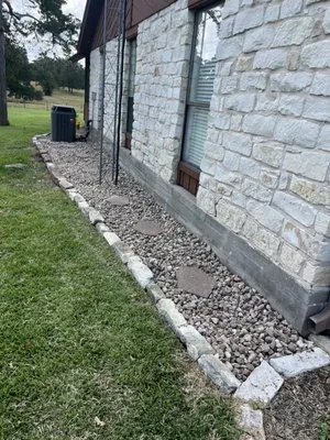 BTX Landscaping Logo