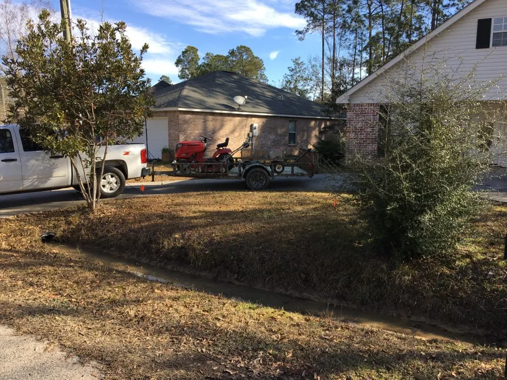Local lawn care service in Bay St. Louis, MS - Bubba's Lawn Care and More