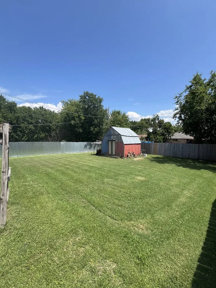 Affordable landscaping services for beautiful yards across Grand Prairie, TX - Bubba’s Lawn Care