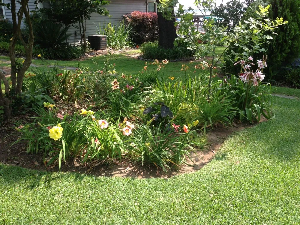 Expert yard maintenance in Shreveport, LA - Bubba's Lawn Care