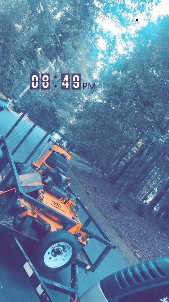 Reliable lawn mowing service experts serving Oxford, NC - Bubba’s Mowing & Landscaping