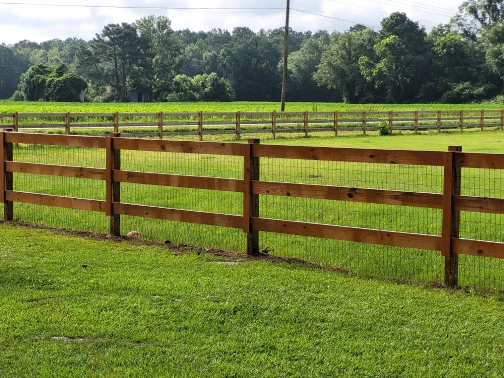 Top-rated yard maintenance for homes in Turbeville, SC by Bubba's Odd Job's