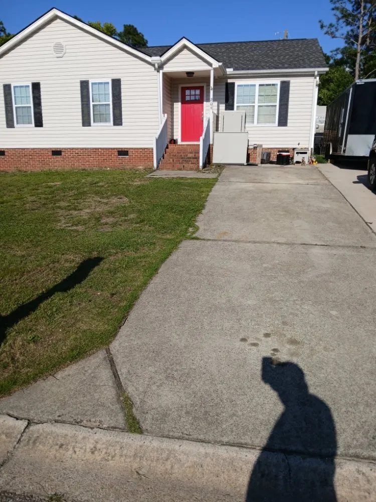 Expert outdoor landscaping for year-round maintenance in Red Bank, SC by Bubbys Professional lawn care and landscaping.