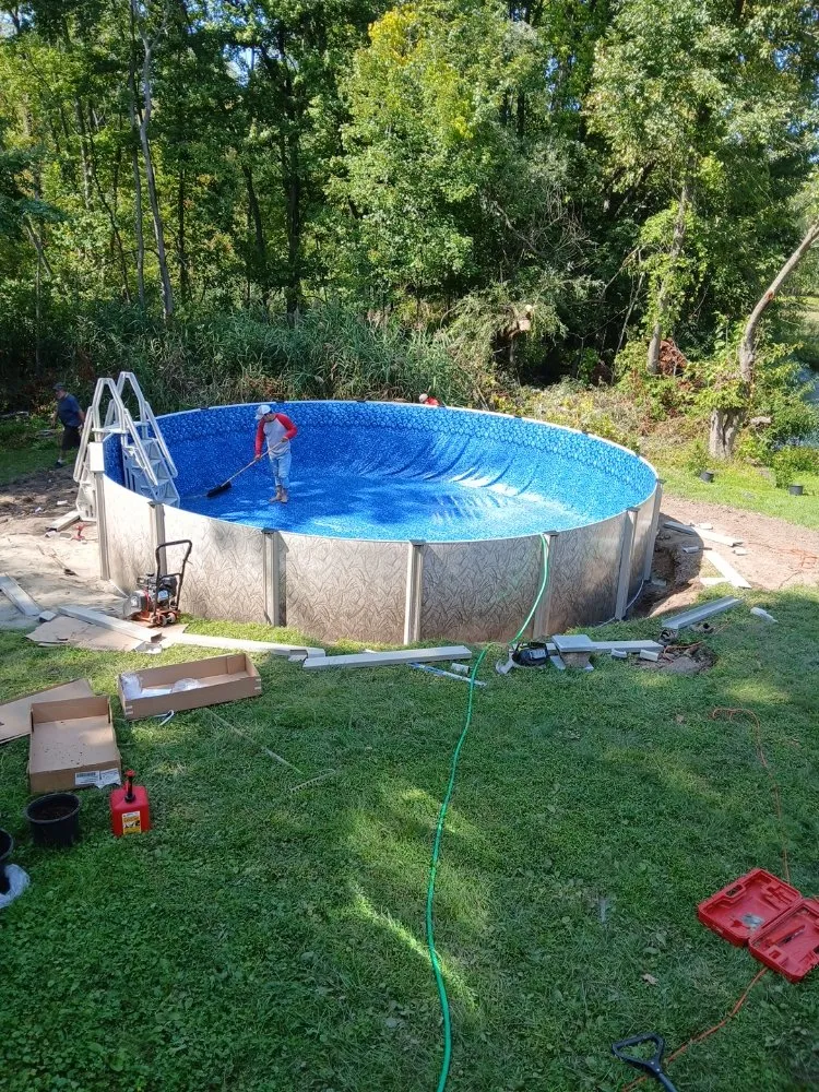 Custom landscape design experts serving Red Bank, SC - Bubbys Professional lawn care and landscaping.