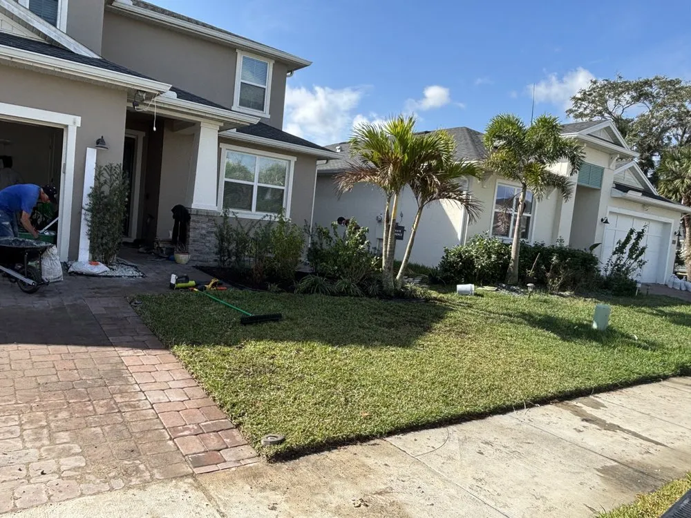 Professional yard cleanup service with custom design across Sanford, FL - Buchanan Lanscape