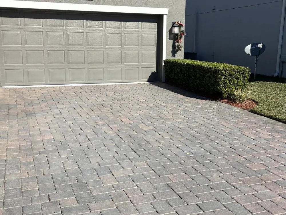 Expert yard cleanup service for beautiful yards across Sanford, FL - Buchanan Lanscape