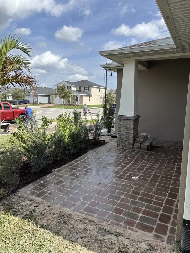 Trusted landscape installation for homes in Sanford, FL by Buchanan Lanscape