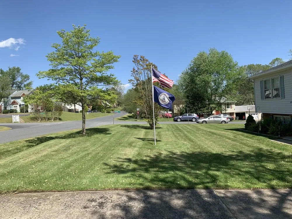 Custom landscaping services in Spotsylvania Courthouse, VA by Buchanan Lawn Care