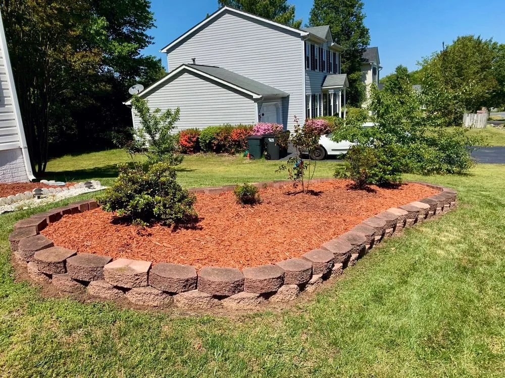 Local yard cleanup service for beautiful yards in Spotsylvania Courthouse, VA by Buchanan Lawn Care