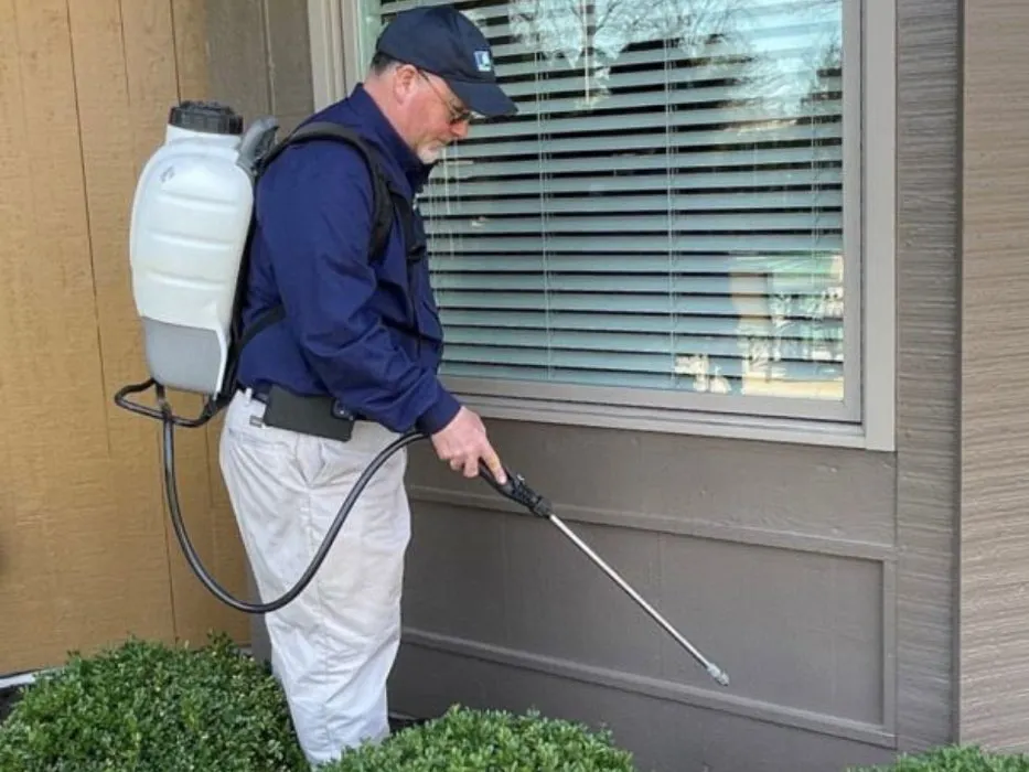 Trusted yard maintenance for beautiful yards in Miamisburg, OH by Buckeye Ecocare