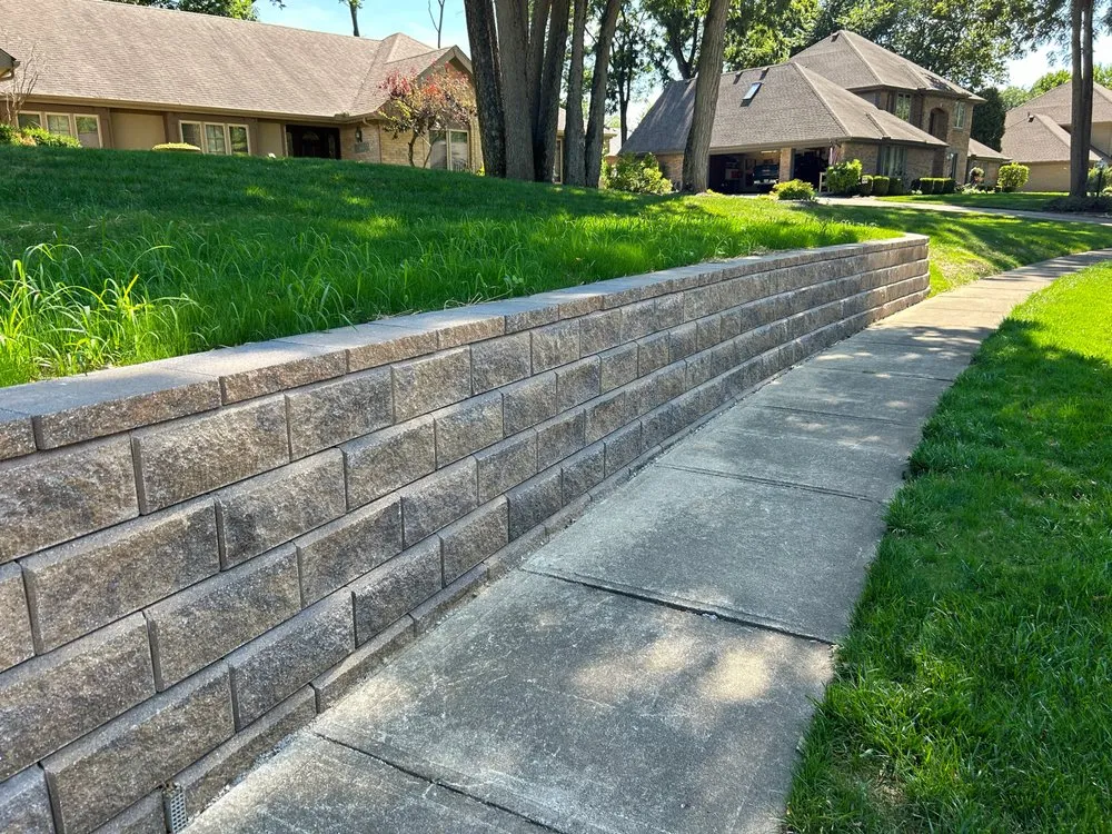 Top-rated yard cleanup service in Dayton, OH by Buckeye Lawn and Landscaping/Oheil Irrigation Company