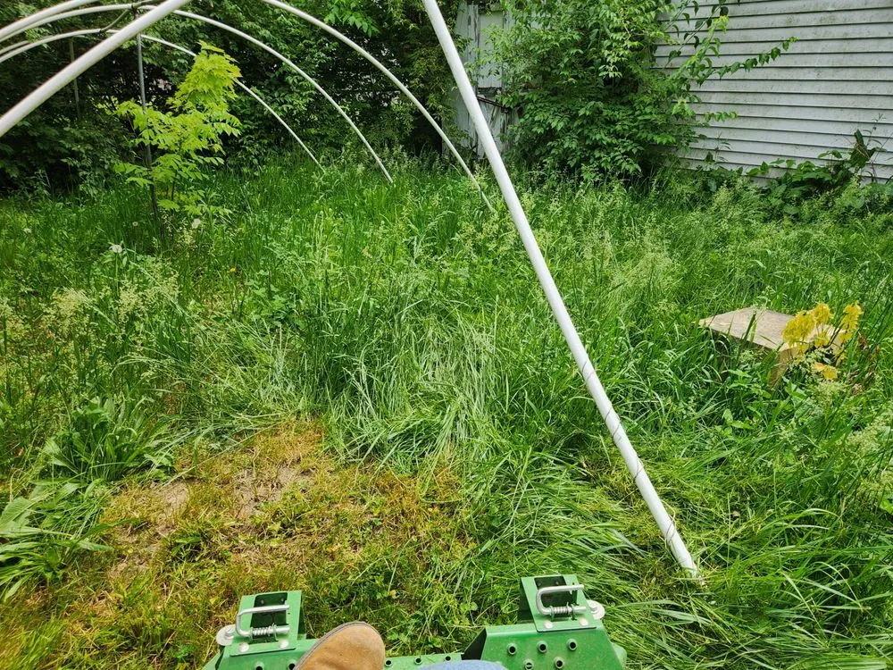 Custom lawn care service in Hilliard, OH - Buckeye Lawn Cutters