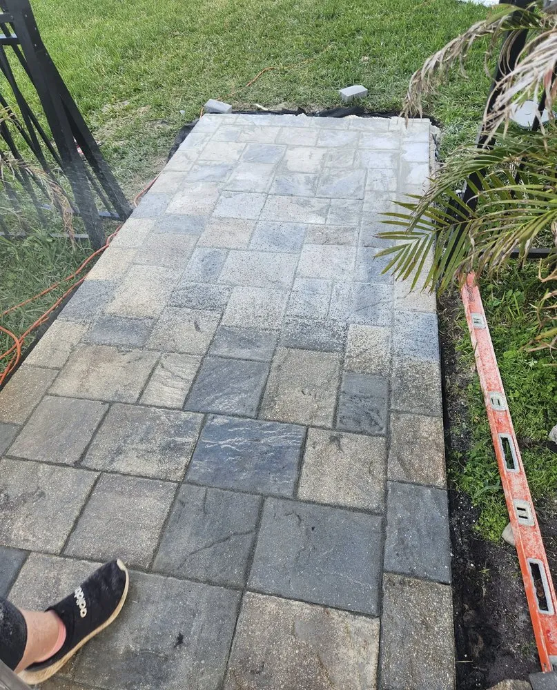 Custom landscaping services for year-round maintenance in Ruskin, FL by Buckholts Landscape and Maintenance