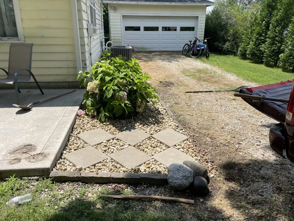 Affordable garden landscaping in West Peoria, IL - Buckley’s Mowing Service