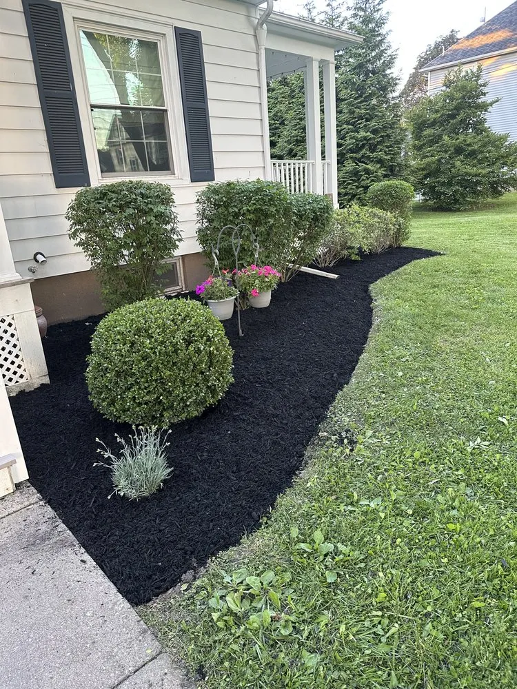 Top-rated landscaping services in Geneva, NY by Bucklin Lawn & Landscapes