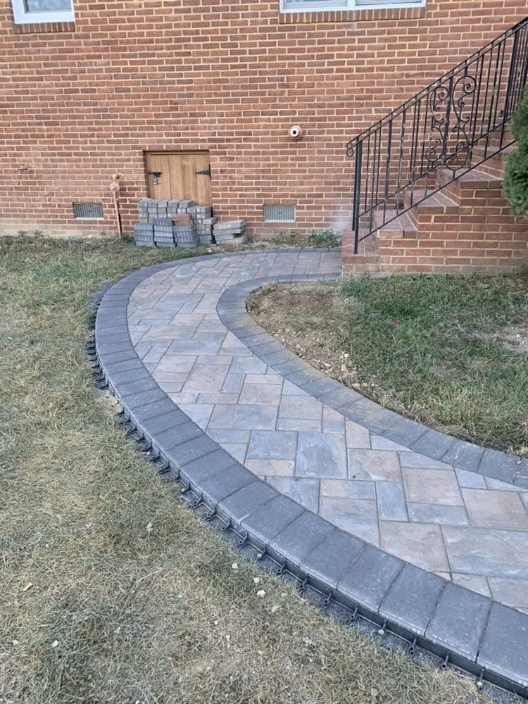 Top-rated lawn care service for residential properties in Stephens City, VA by Buck's Diversified Services