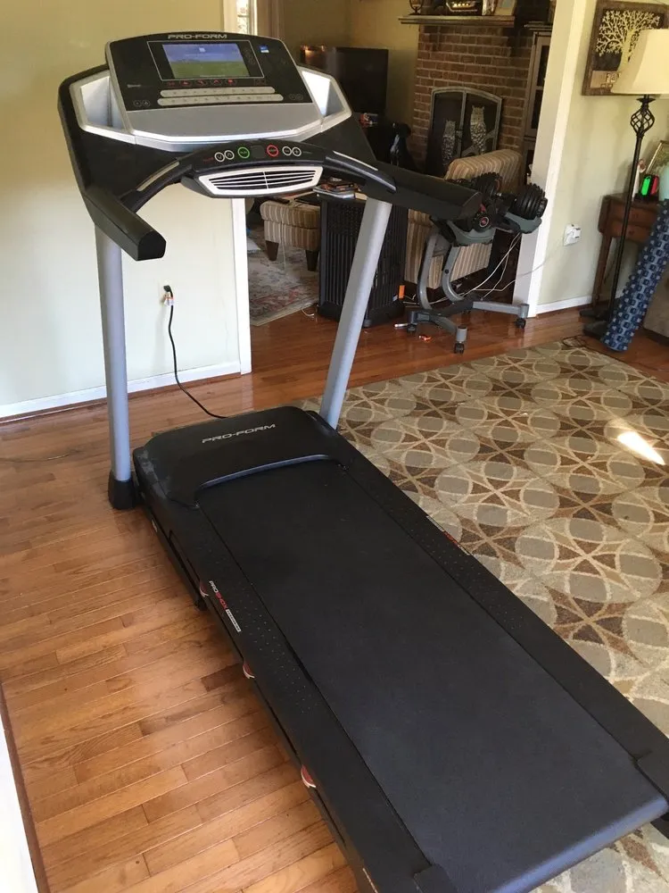 Reliable yard cleanup service for beautiful yards across Stephens City, VA - Buck's Diversified Services