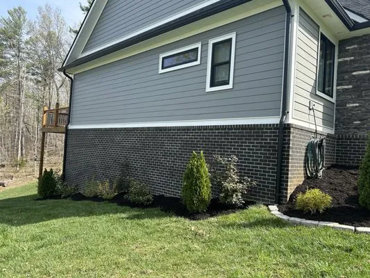 Bucky's Lawncare landscape & Maintenance