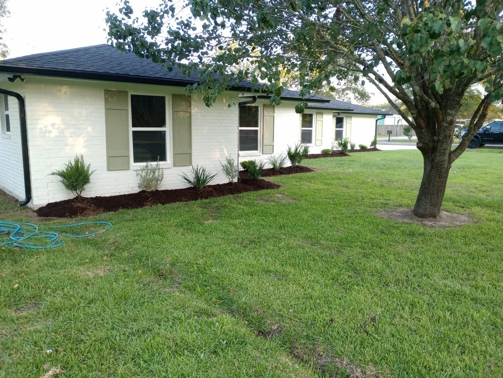 Expert residential landscaping in Vidor, TX by BUDBUILT