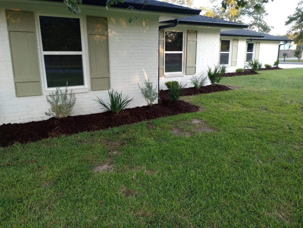 Reliable landscape installation experts serving Vidor, TX - BUDBUILT