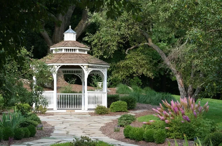 Local garden landscaping in Mechanicsville, MD - Buddy Lee Landscaping & Contracting