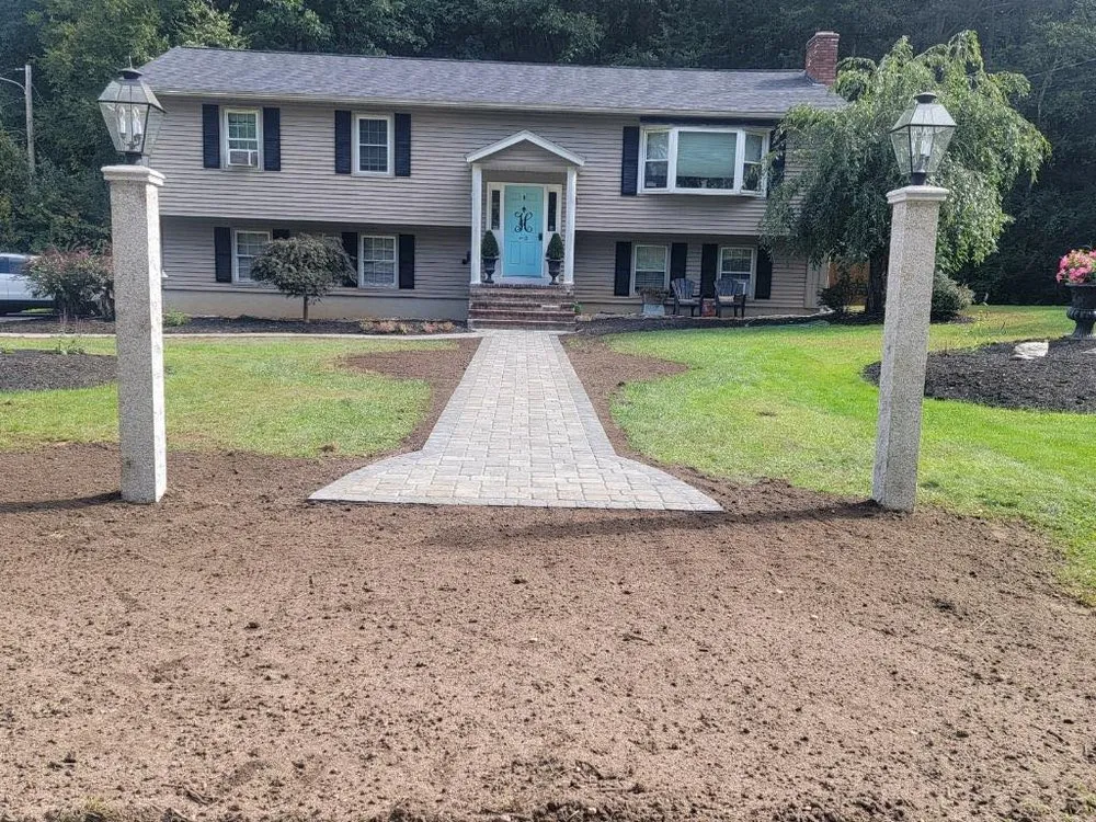 Local lawn care service experts serving Pelham, NH - Budge It Outdoors