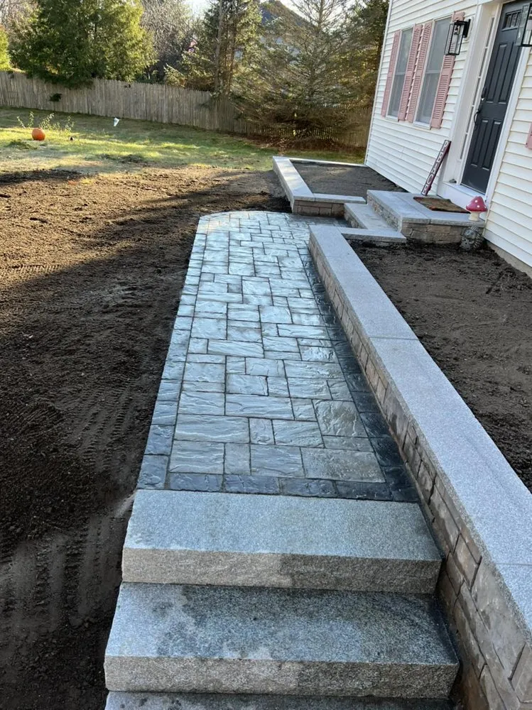 Top-rated lawn care service in Pelham, NH - Budge It Outdoors