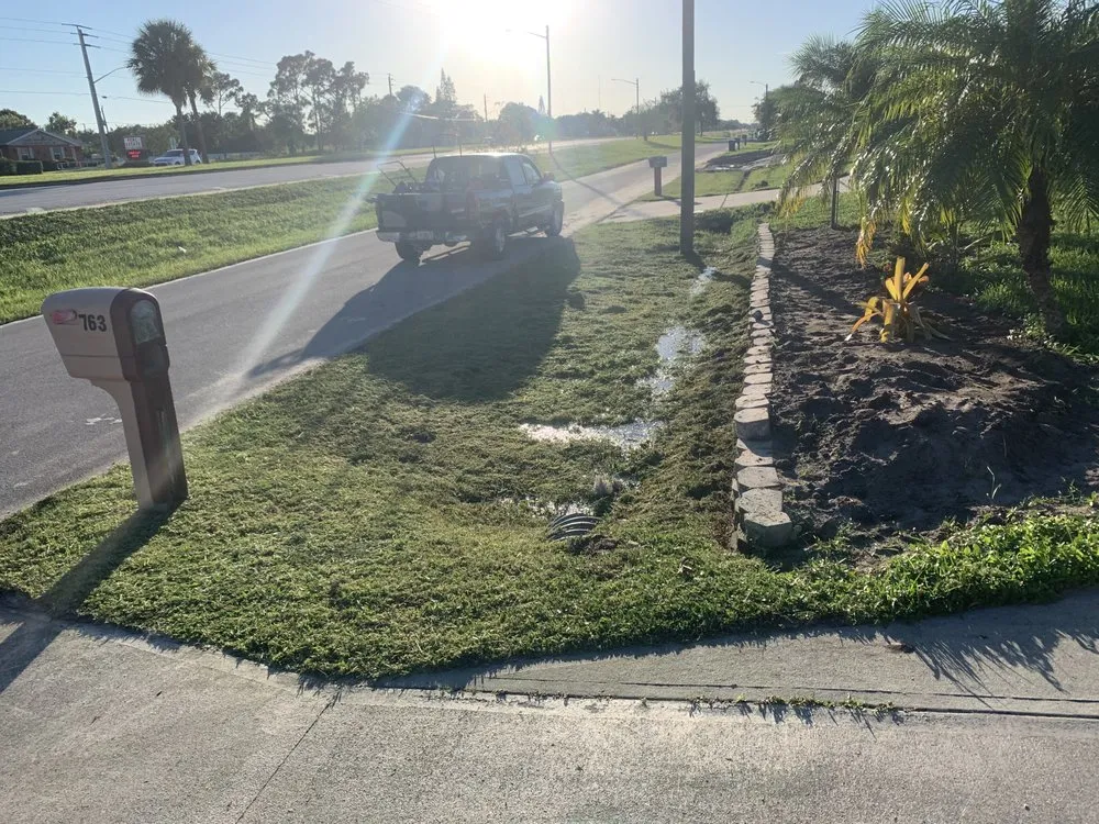 Local yard maintenance for year-round maintenance in Melbourne, FL by Budget Bladez