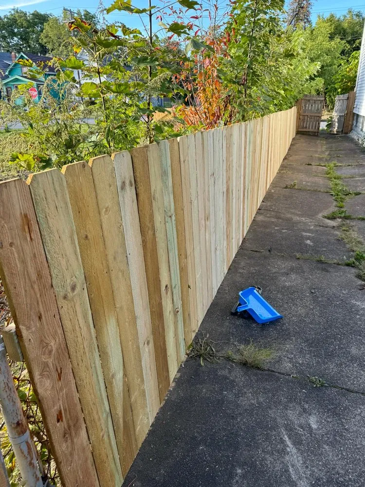 Top-rated lawn mowing service in Tonawanda, NY - Budget landscaping & Renovation