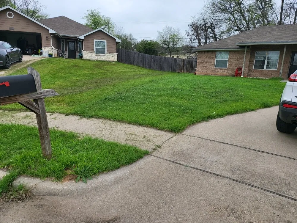 Custom lawn care service experts serving Waco, TX - Budget Lawn Care