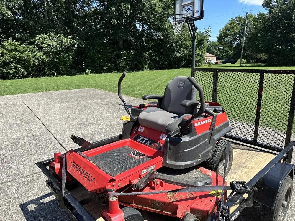 Reliable lawn care service for year-round maintenance in White House, TN by Budget Services