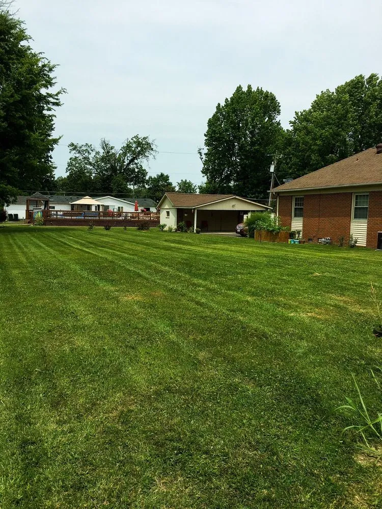 Professional landscaping services in Carterville, IL - Buehler Brothers Lawn Service