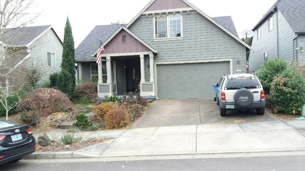 Custom garden landscaping in Oregon City, OR - Buel's Greenscapes