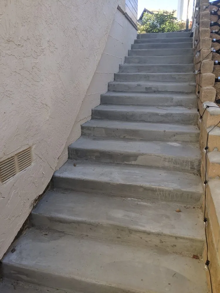 Affordable yard cleanup service in Escondido, CA - Buena Vida Scape