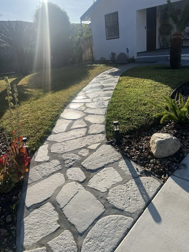 Professional garden landscaping in El Monte, CA - Buena Vista construction & landscape