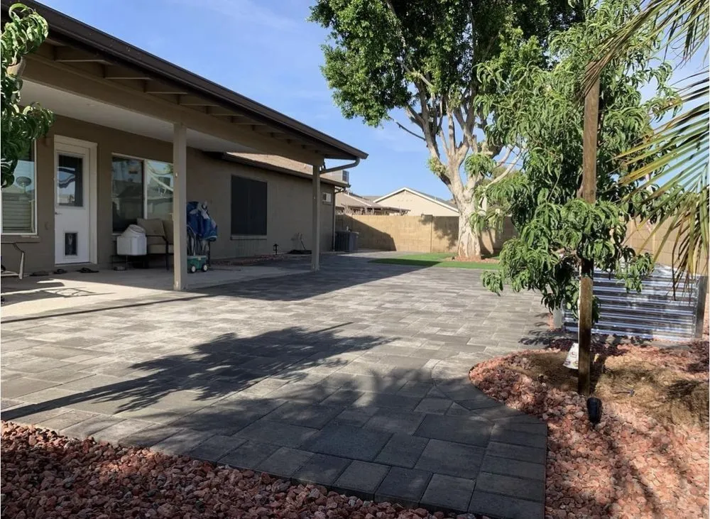 Trusted garden landscaping in Phoenix, AZ by Buena Vista Creative Landscape