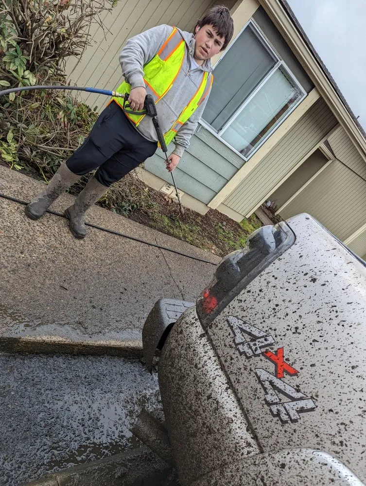 Reliable lawn mowing service for outdoor upgrades across Salem, OR - Buena Vista Landscaping Maintenance