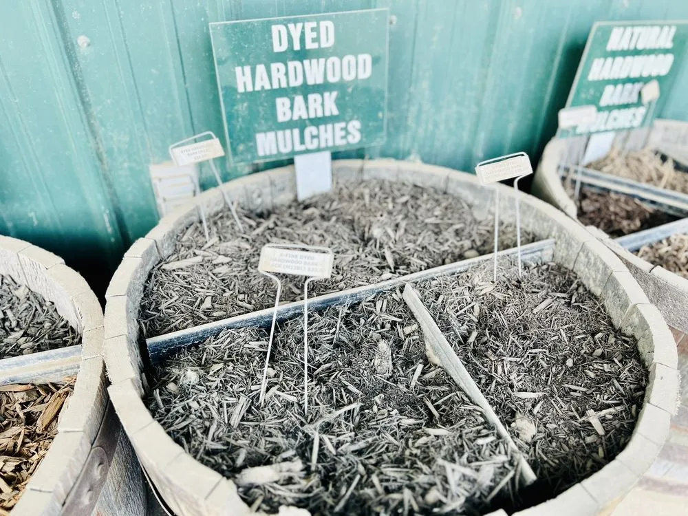 Custom yard cleanup service in Fort Wayne, IN by Buesching's Peat Moss & Mulch