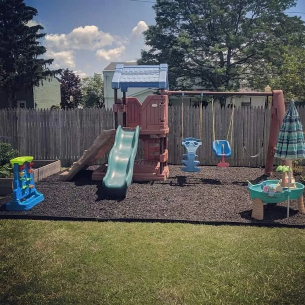 Local lawn mowing service experts serving Cheektowaga, NY - Buffalo Landscape Design