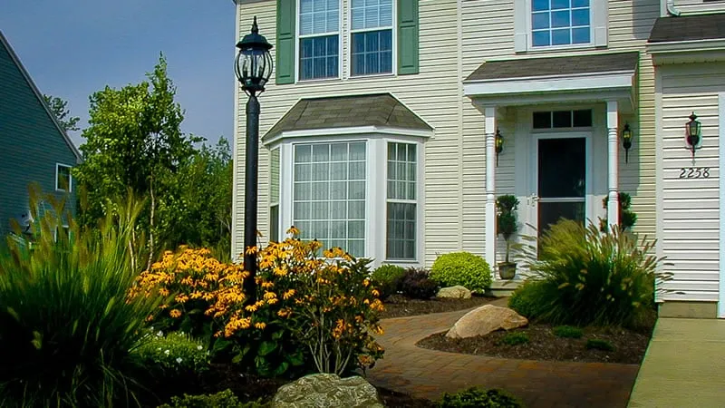 Trusted garden landscaping in Buffalo, NY by Buffalo Lawn & Pest Services